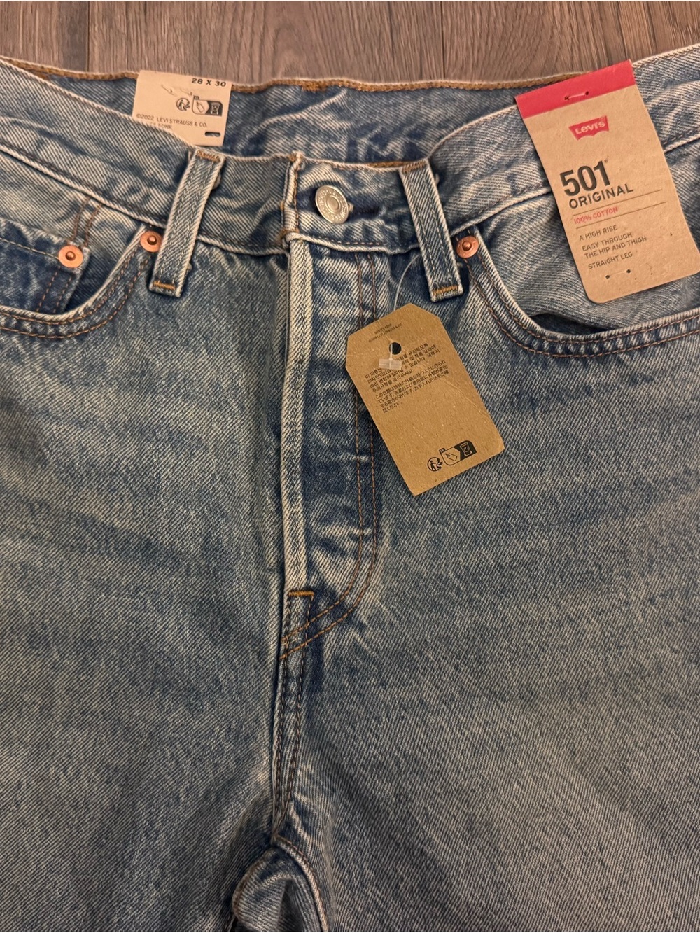Levi's 501 Women’s Distressed Light Blue Jeans - Picture 2 of 9